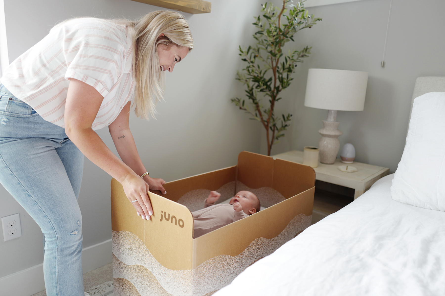 Juno’s Sustainable Bassinets Make Parenting a Little More Sustainable