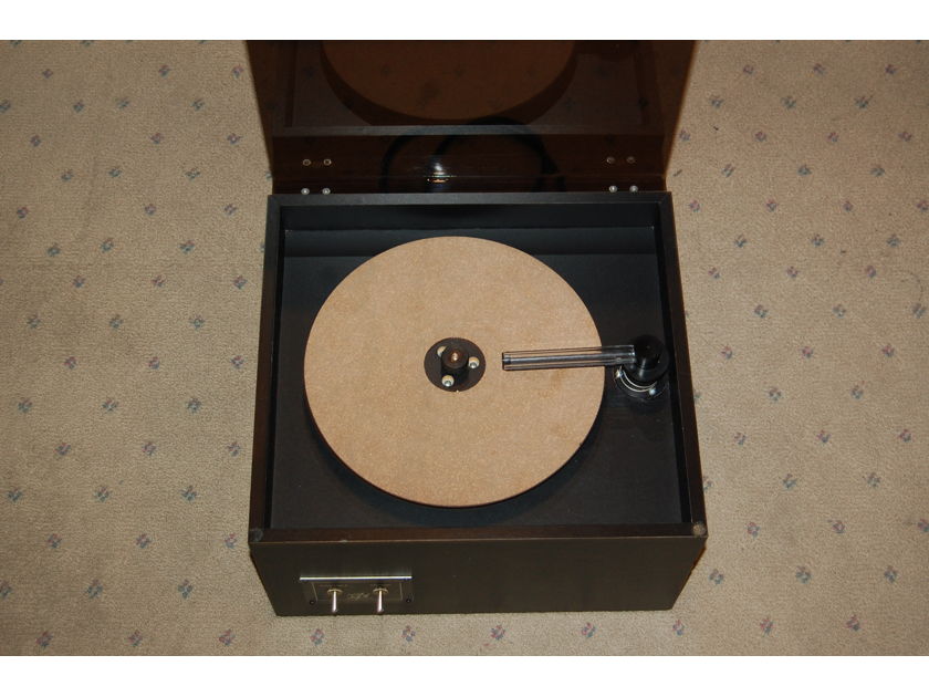 VPI Industries HW 16.5 Record Cleaning Machine