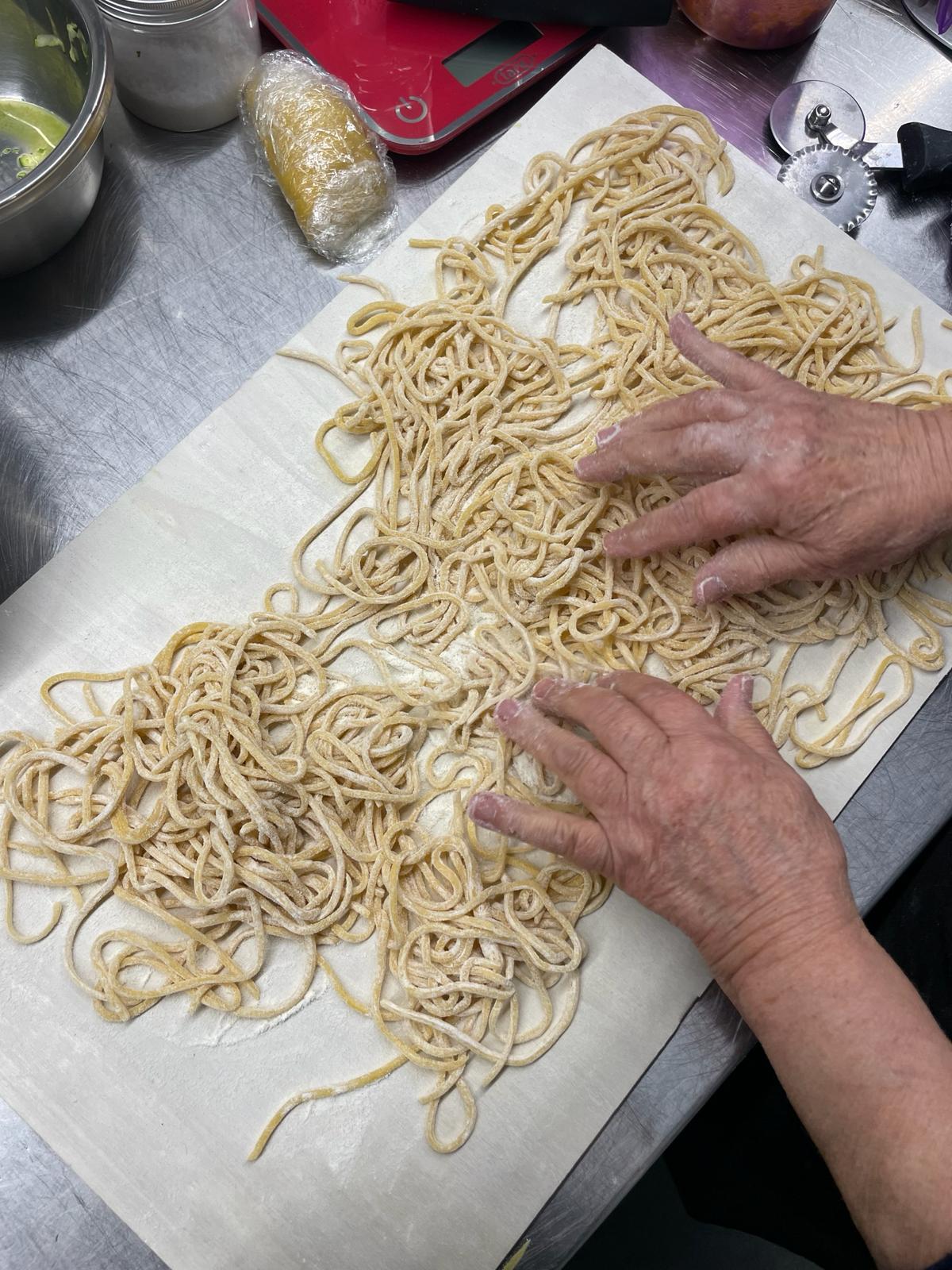 Roman cooking lessons: aperitivo, Carbonara and Tiramisu 2026 - Lecce ...