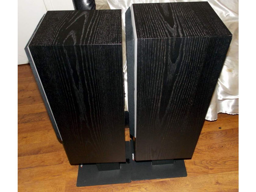 Energy  22.2 monitor speakers with matching energy stands