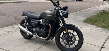 2022 TRIUMPH STREET TWIN motorcycle for rent near Colorado Springs, CO