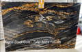 Magna Black Gold Granit Rohtafel – originale schwarze Natursteinplatte mit goldener Maserung