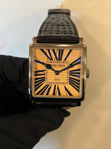 Roger Dubuis Golden Square G40 140 G22 7A