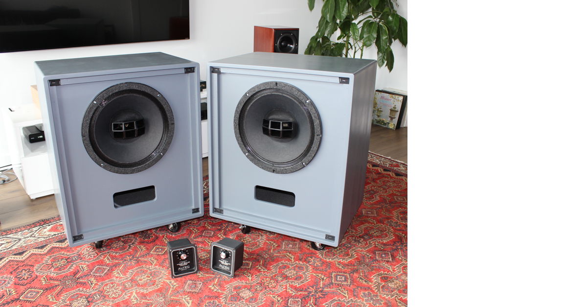 Altec Lansing 604-8G Complete with 612C Ca For Sale
