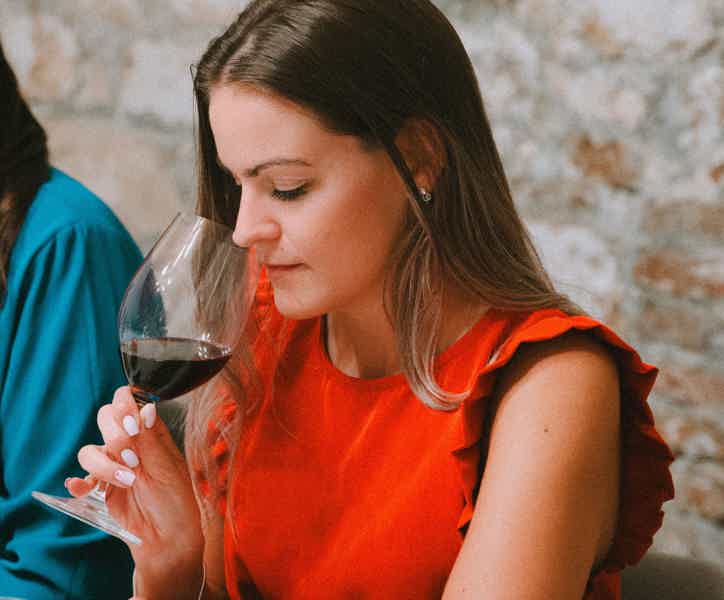 Sommelier-led Wine tasting in Budapest - photo 2