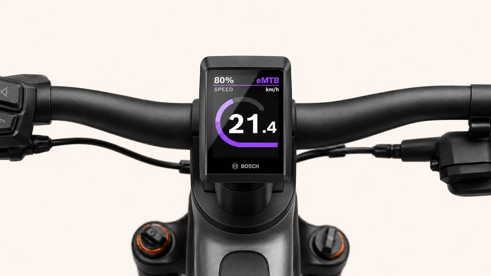 Bosch Kiox 300 display op het stuur van een elektrische fiets met paarse snelheidsweergave en zwarte behuizing
