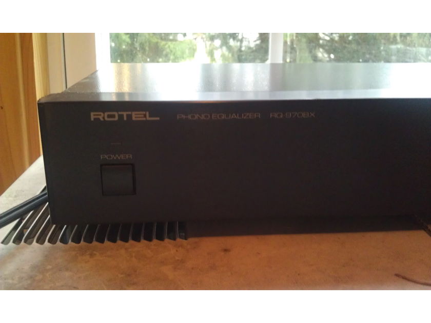 ROTEL  RQ-9708X PHONO PREAMP