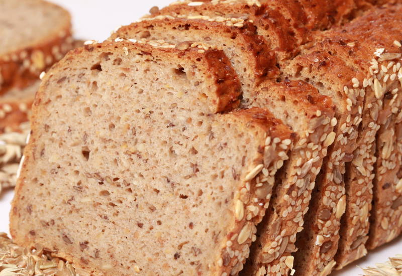 全粒粉パン 糖質