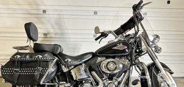 2015 HARLEY-DAVIDSON FLSTC103 HERITAGE SOFTAIL CLASSIC (CSTM COLOR) motorcycle for rent near Lewisville, TX