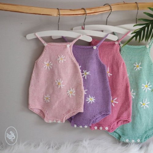 Gratis Breipatroon voor Daisy Romper