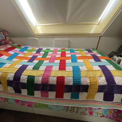 Pattern: Crocheted woven blanket