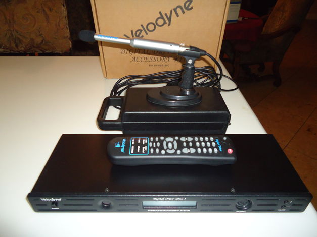 Velodyne SMS-1 Includes XLR cable and Calibrated Mic