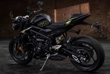 2025 TRIUMPH STREET TRIPLE 765 RS motorcycle for rent near Sunrise, FL