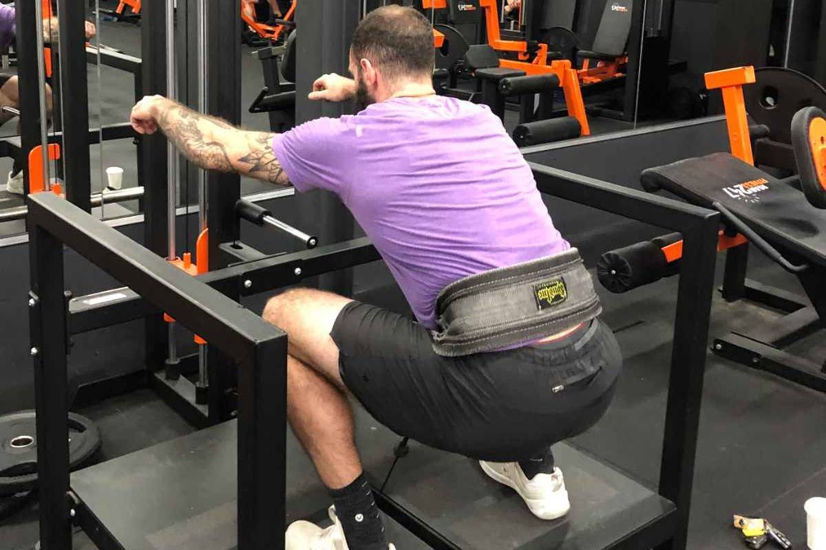 Belt Squat Exercise Belt Squat Exercise