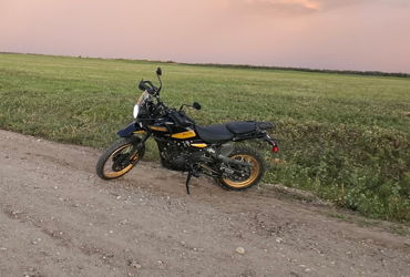 2025 ROYAL ENFIELD HIMALAYAN 450 motorcycle for rent near Fairbanks, AK