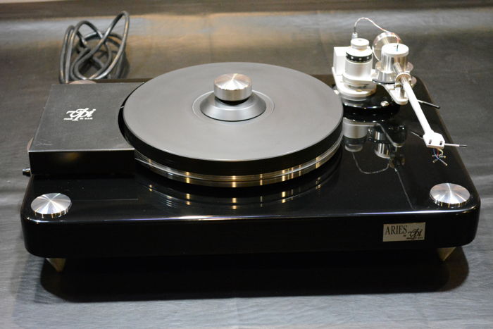 VPI Industries Aries With JMW10 and SDS