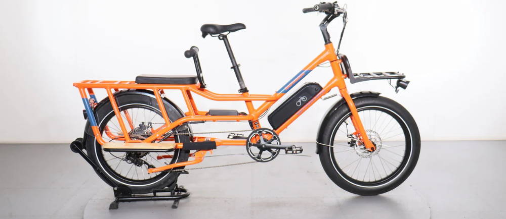 A shorttail cargo bike