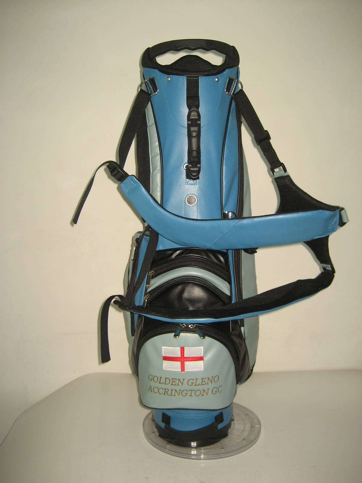 Customised football club golf bags by Golf Custom Bags 155