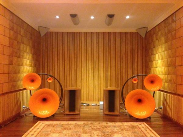 2013 with Avantgarde speakers horn