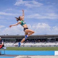 Custom athletics teamwear by EV2 Sportswear