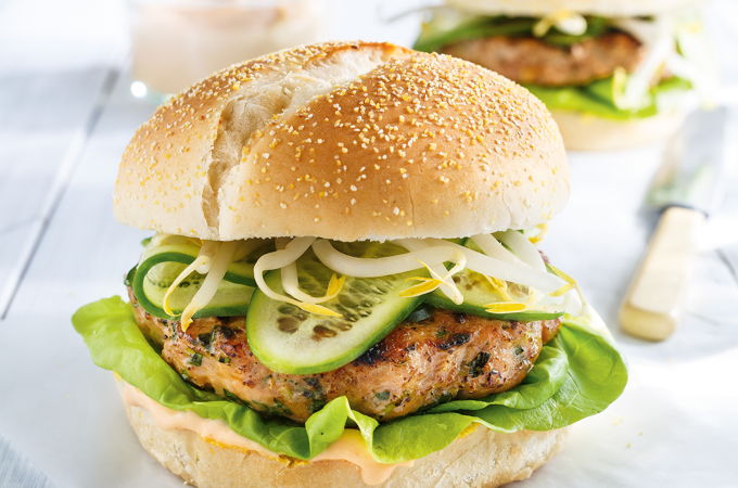 Turkey Burgers with Sriracha Mayonnaise