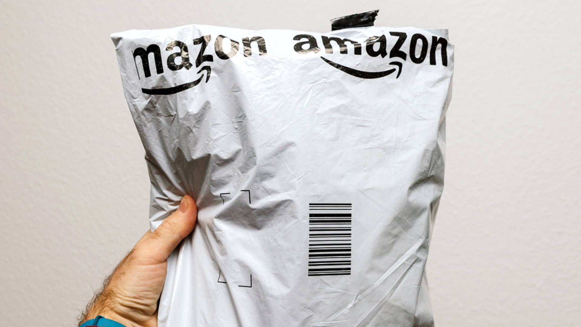 Featured image for Amazon's Plastic Mailers Are Creating A Problem For Recycling Centers