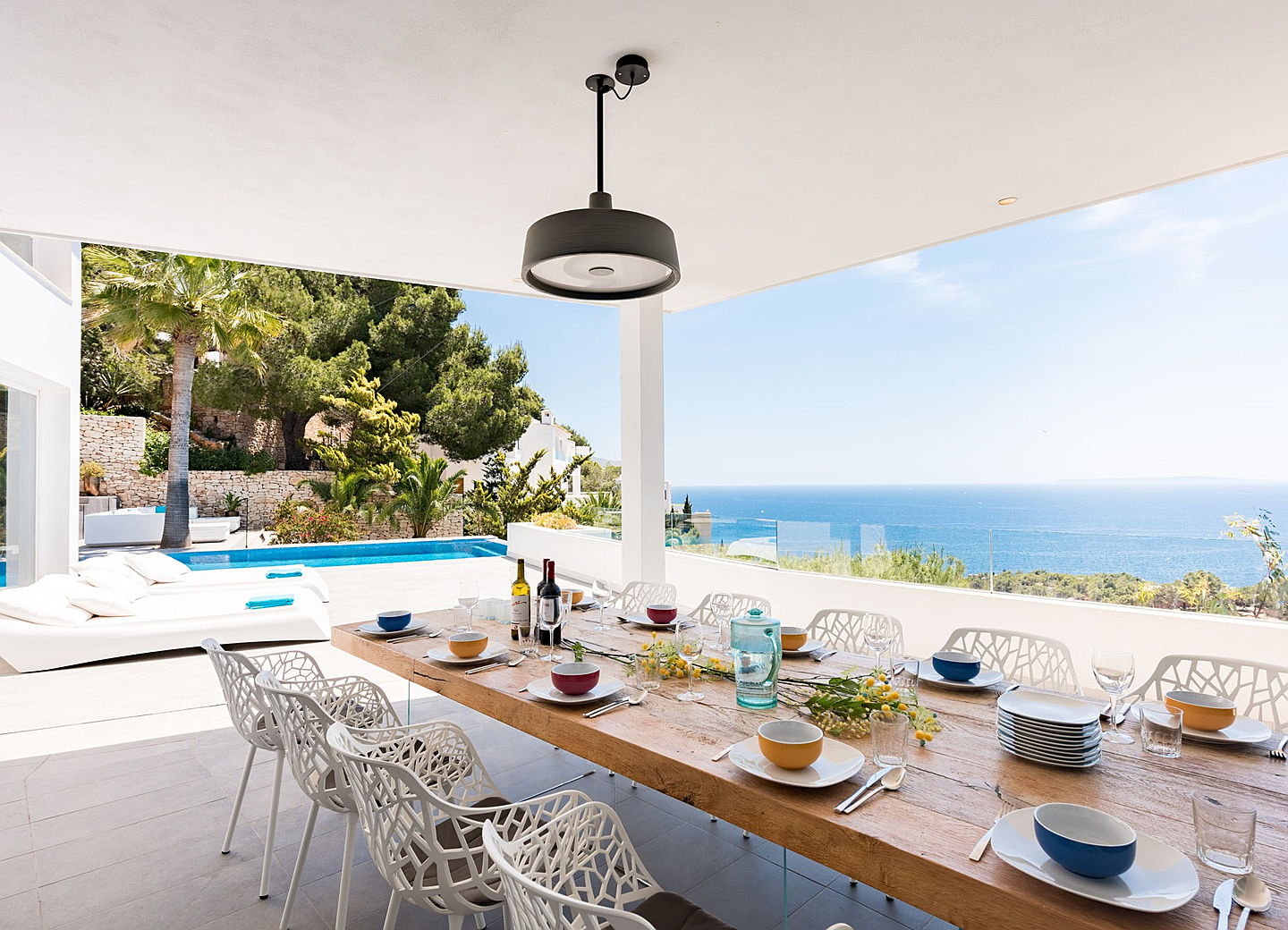  Ibiza
- moderne-villa-mit-vermietungslizenz