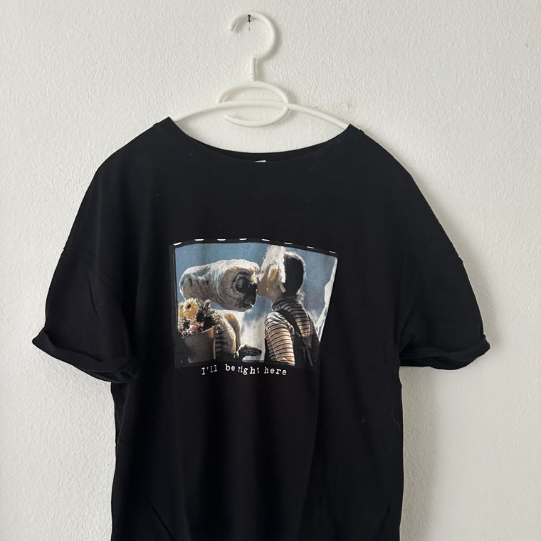 E.T Shirt