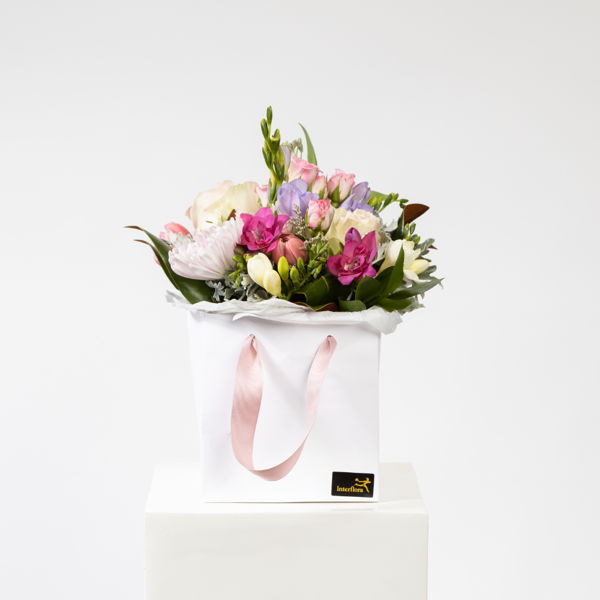 Pastel Posy In A Bag_flowers_delivery_interflora_nz