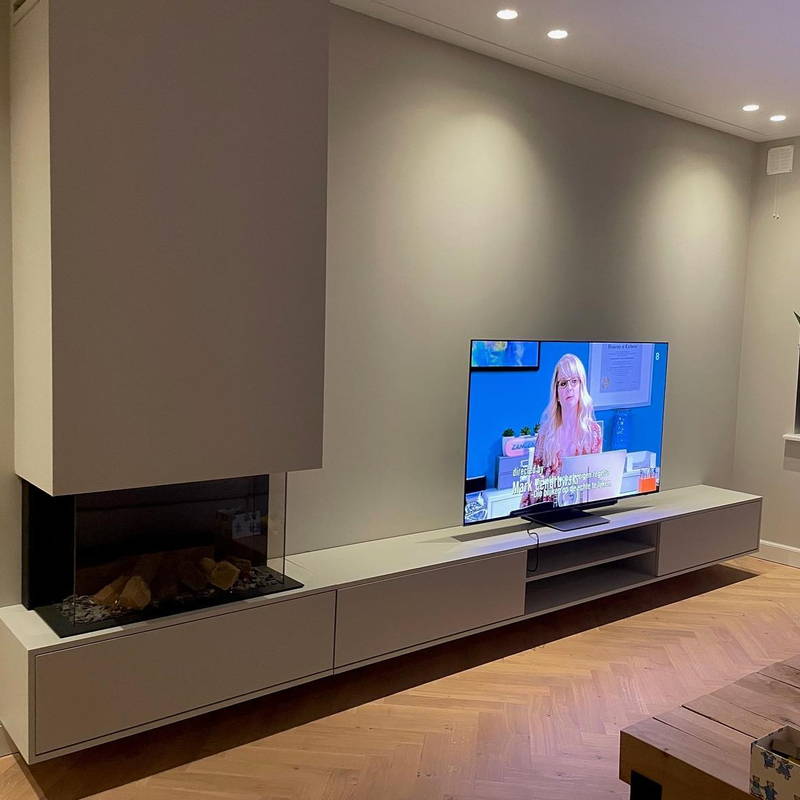 TV-meubel met inbouwhaard op maat, klantproject Houtenmeubelshop
