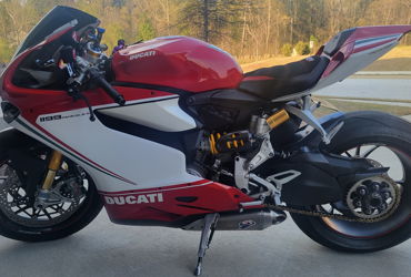 2012 DUCATI 1199 PANIGALE S TRICOLORE motorcycle for rent near KENNESAW, GA