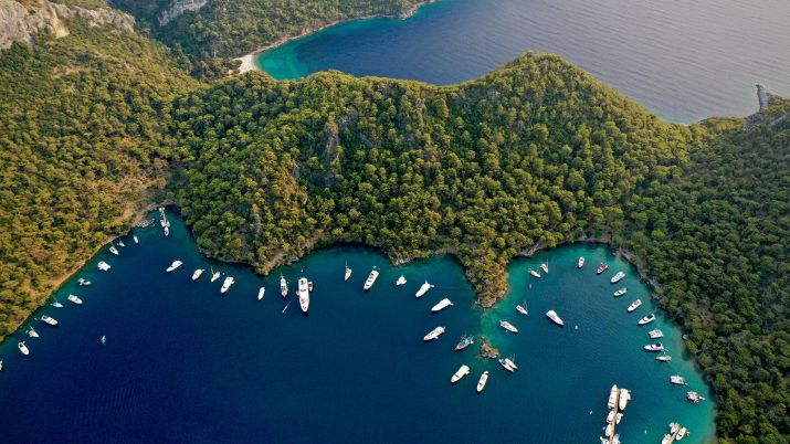 Göcek is a renowned destination for sailing enthusiasts, offering sheltered bays and access to the stunning Aegean and Mediterranean coastlines