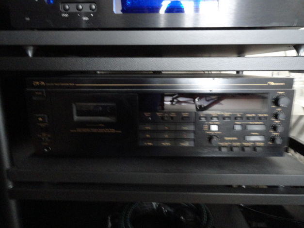 Nakamichi CR-7a 3 head cassette deck