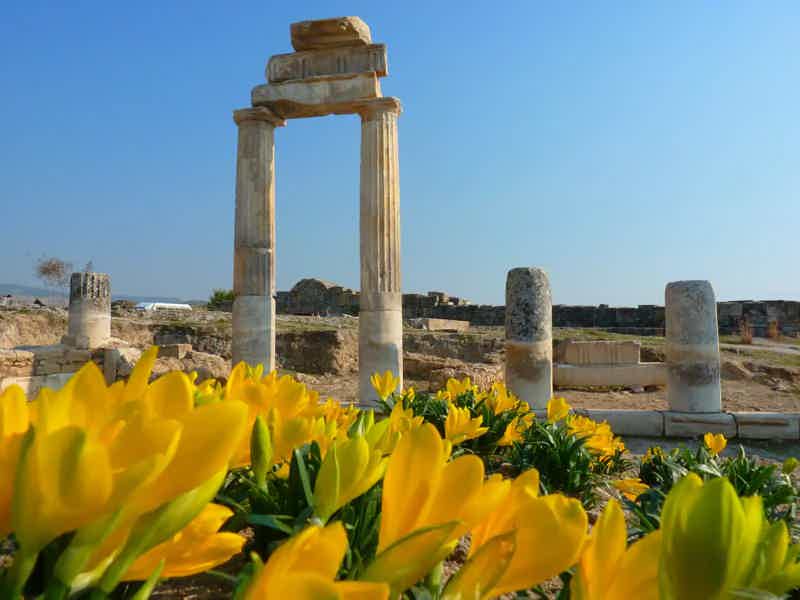 3 in 1: Pamukkale, Salda Lake, Ancient City of Hierapoli - photo 2