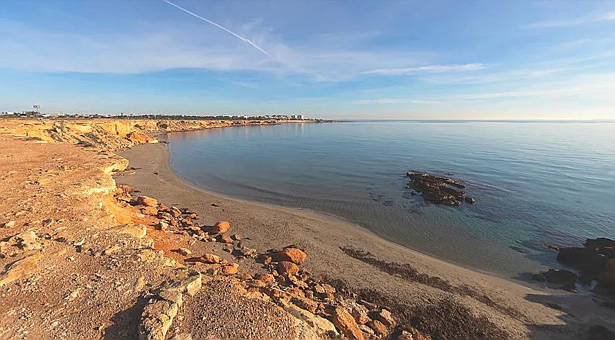  Torrevieja
- Playa Cala La Mosca.webp