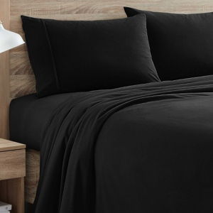 Black Flannel Bed Linens