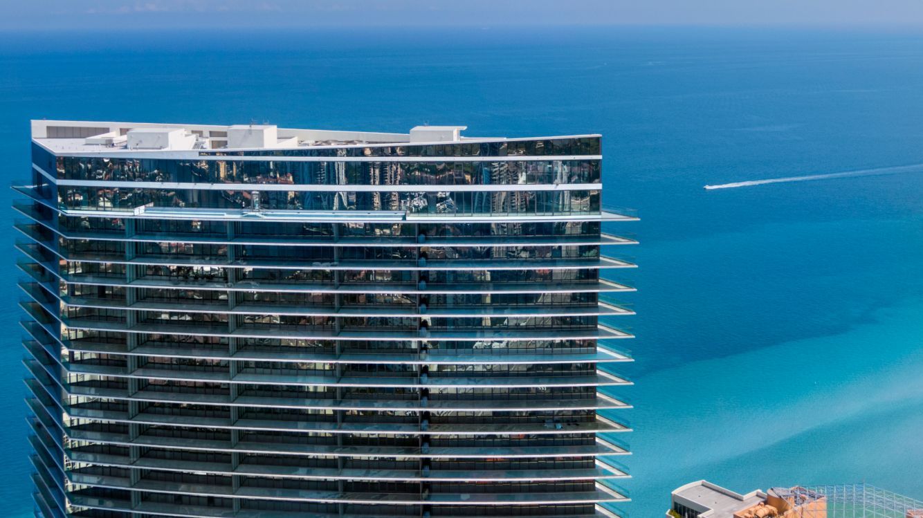 featured image for story, Armani Casa