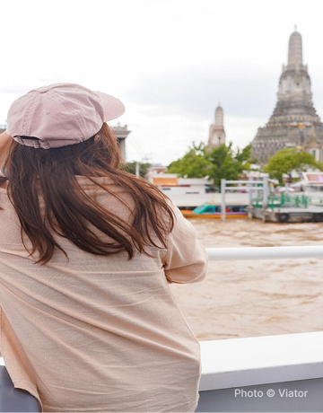 Glide past Wat Arun, the Grand Palace & ICONSIAM.