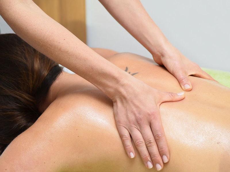 Kosmetikstudio mit Massage