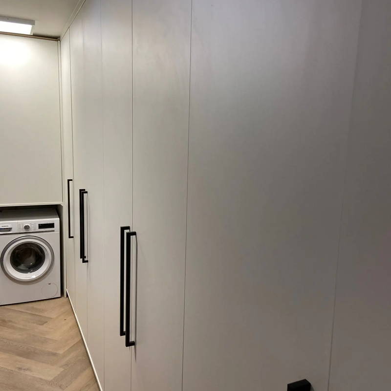 Inbouwkasten op maat, klantproject Houtenmeubelshop