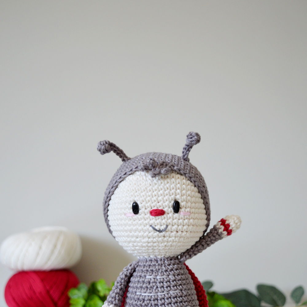 Olivia the Ladybug Amigurumi Crochet Pattern Toy tutorial