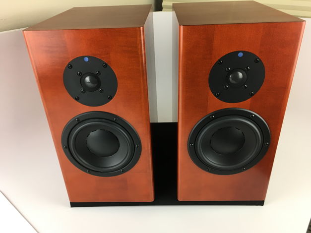Totem Acoustic Mani 2 Sig Speakers Like New, Incredible...