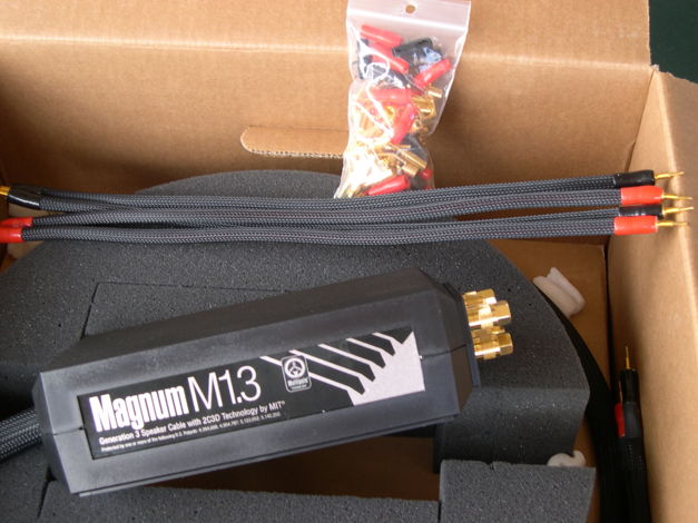 MIT Magnum M1.3 BiWire. Rare 12 ft pair Demo in perfect...