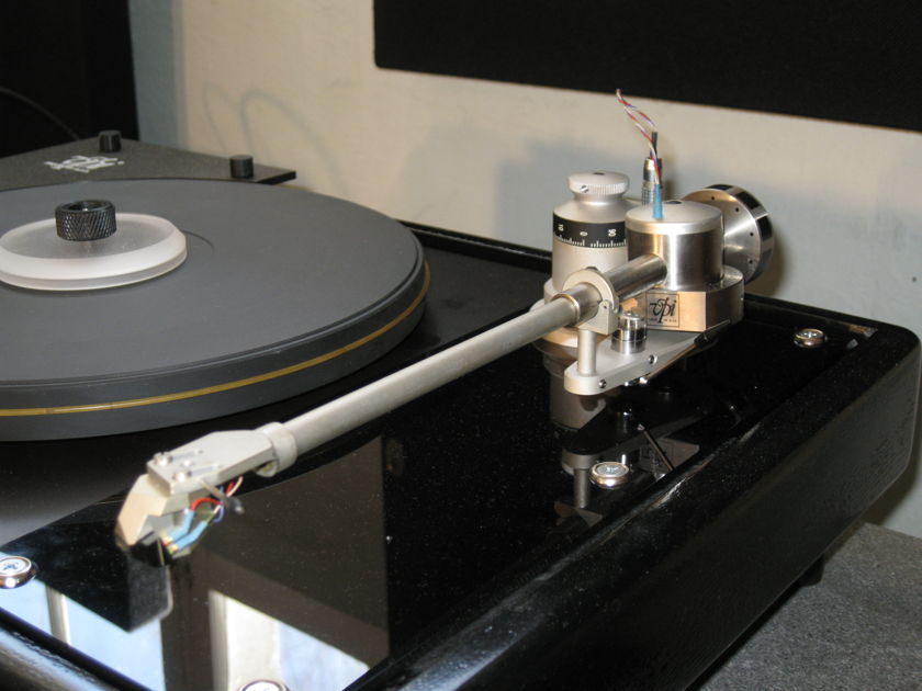 VPI JMW 10 tonearm  w/ setup manual (no cartridge)