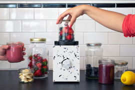re:Mix, the circular kitchen mixer for your own glass jars