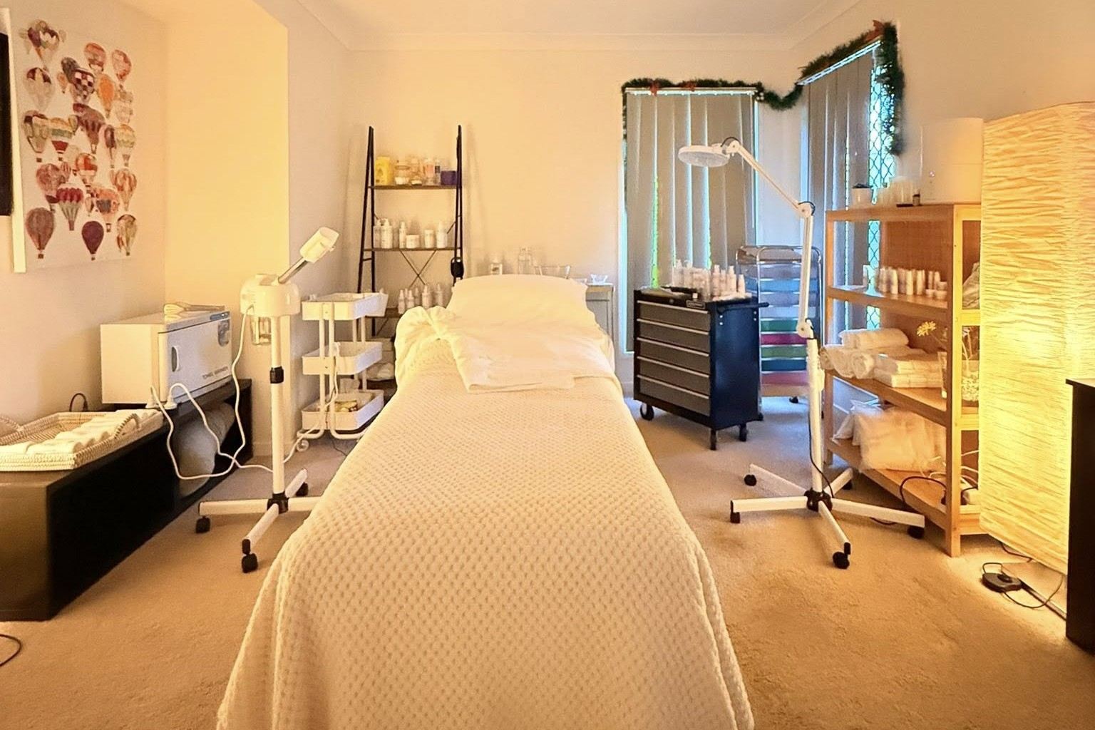 Ako Naman Kusmetiks - Image 5