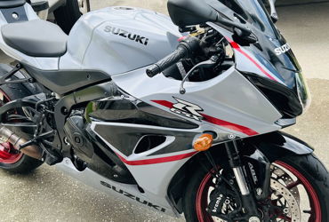 2024 SUZUKI GSX-R1000R motorcycle for rent near Jacksonville, FL