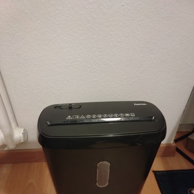Papierschredder von Hama.