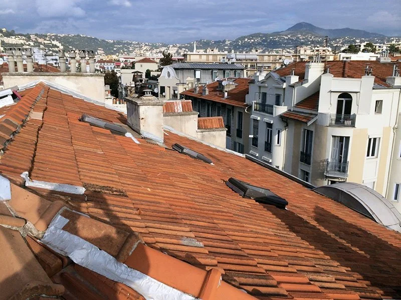 Rénovation de la toiture du Palais Diderot à Nice en tuiles de Marseille — photo 8 sur 8 — CEG TOITURE