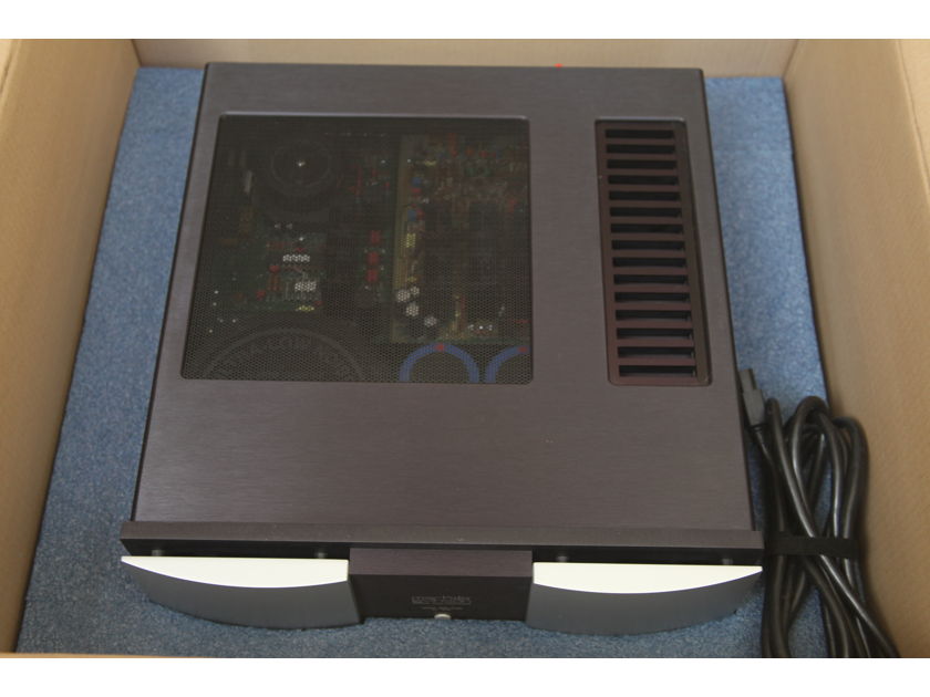 Mark Levinson ML 436 mono amplifier Excellent condition with Box